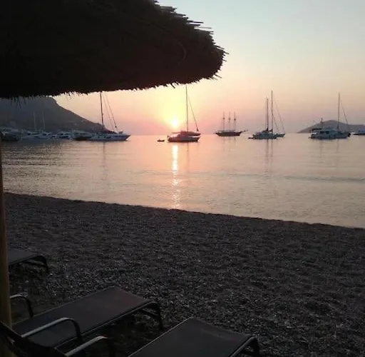 Vromolithos Apartments